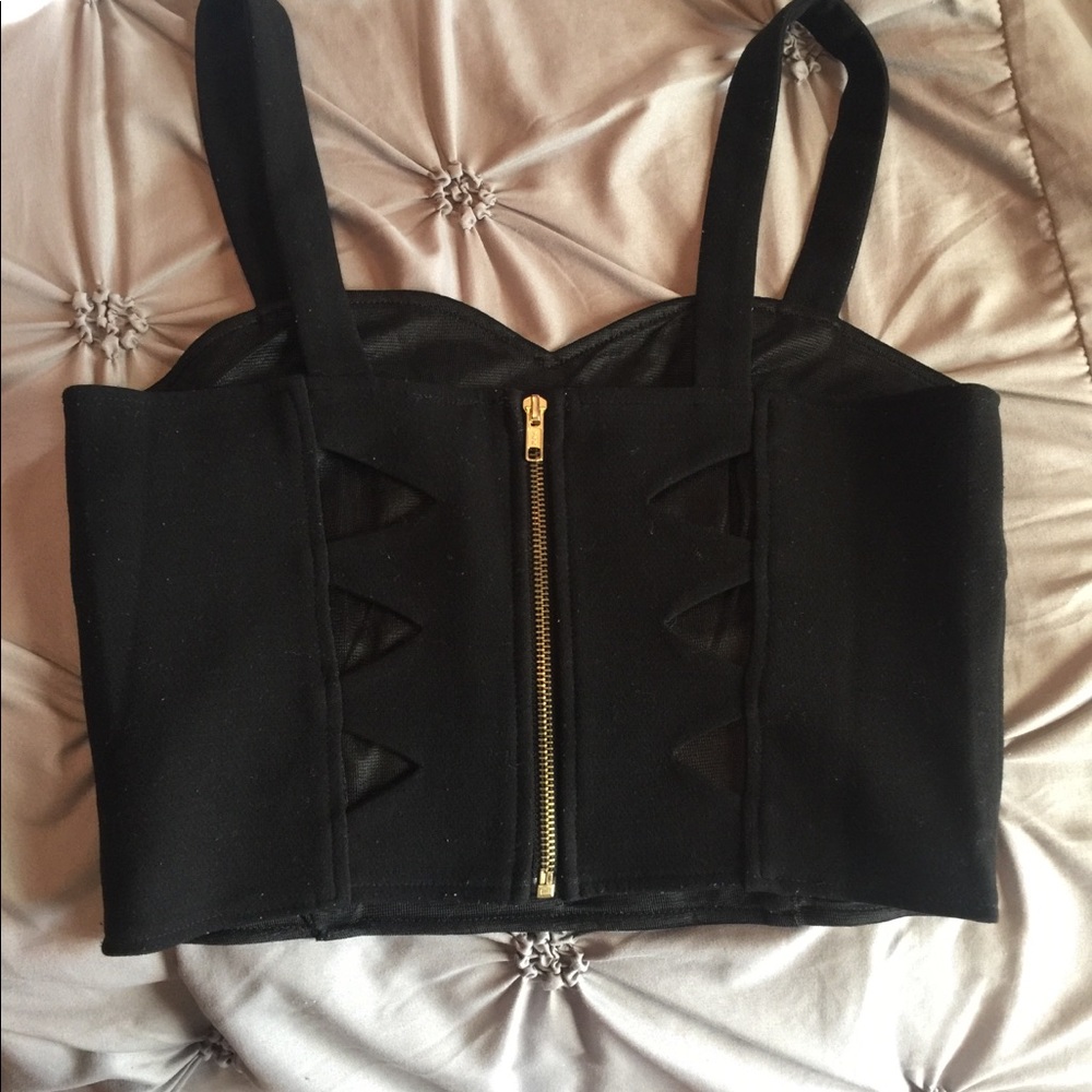 Cut out UO crop top